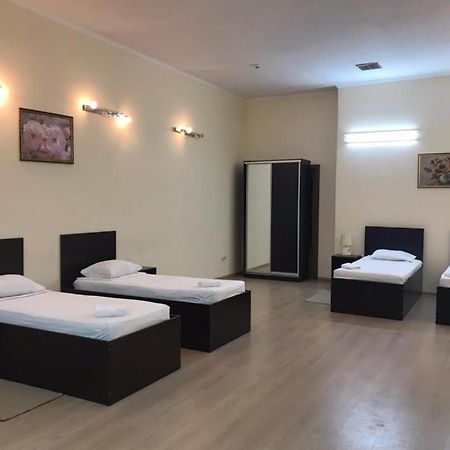 Hotel Complex Verhovina Kiew Exterior foto