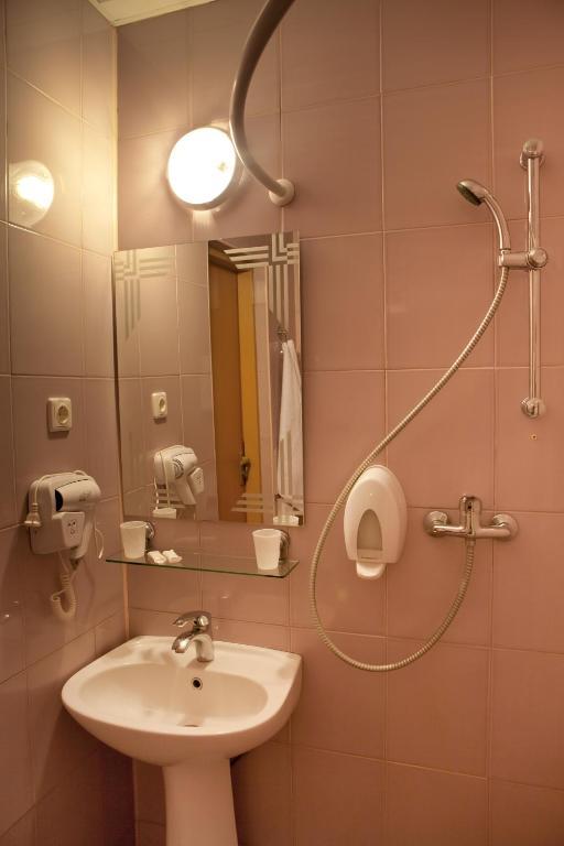 Hotel Complex Verhovina Kiew Zimmer foto