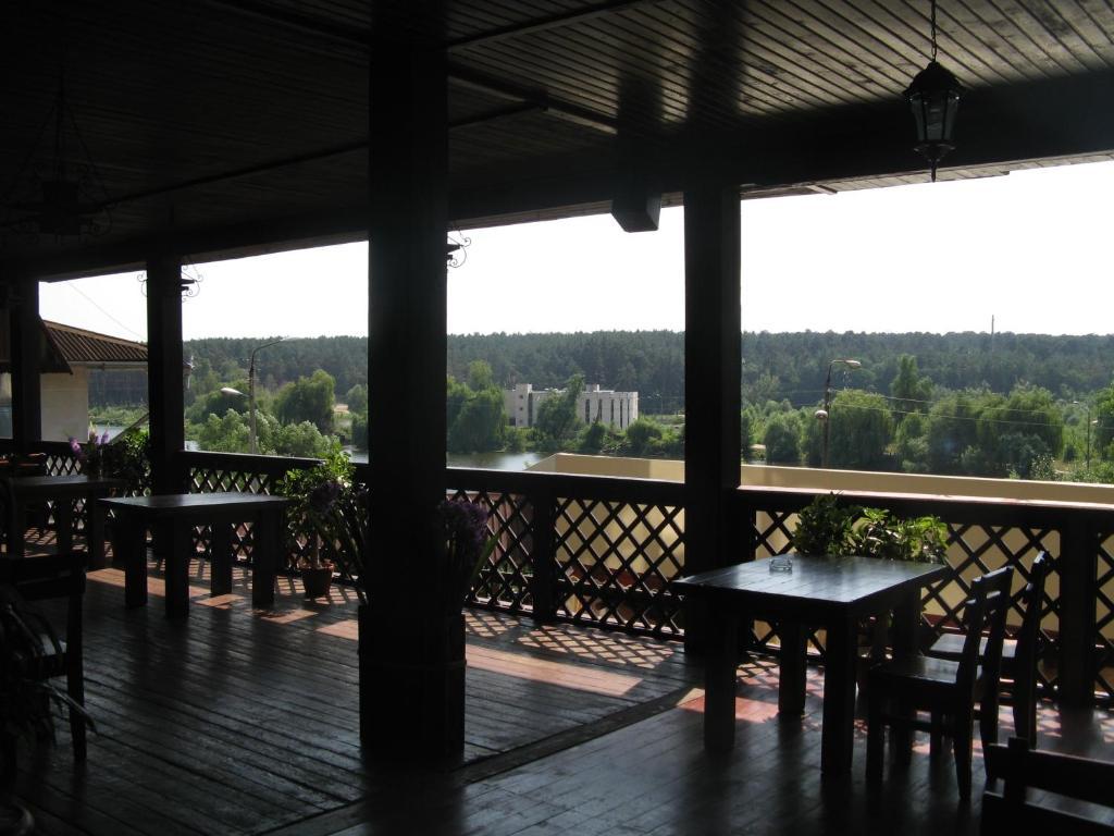 Hotel Complex Verhovina Kiew Exterior foto
